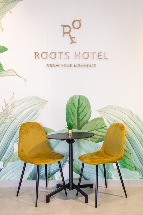Roots Hotel Faro Luaran gambar